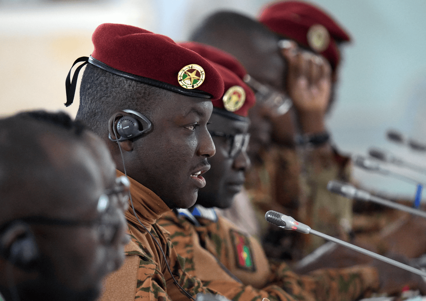 Burkina Faso : Trois militaires écroués pour complot contre la sûreté de l’État