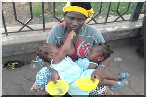 Mendicité des mères de jumeaux à Bamako, business lucratif