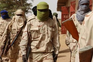 Mali: une centaine de jihadistes et prisonniers libérés par les autorités