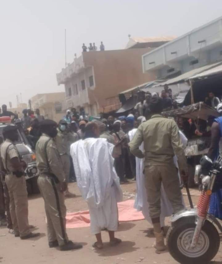 Un homme tué à bout portant au marché de la mosquée marocaine