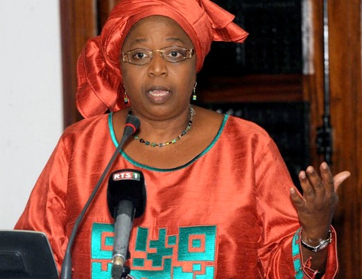 Sénégal: la majorité présidentielle divisée après le report de la présidentielle