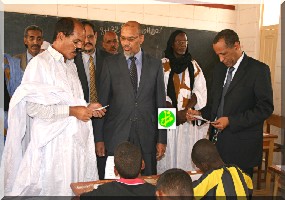 66 189 candidats se rendent aux épreuves du concours d'entrer en première année du collège.  