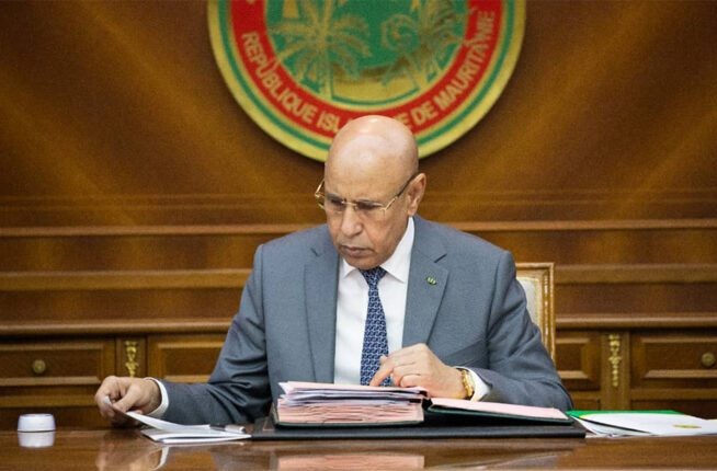 Le président Ghazouani appelle à la prise de mesures judiciaires contre les sociétés en retard dans l’exécution des projets 