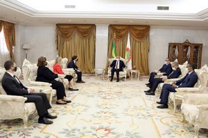Le Président de la République reçoit le Conseiller adjoint à la sécurité nationale des États-Unis