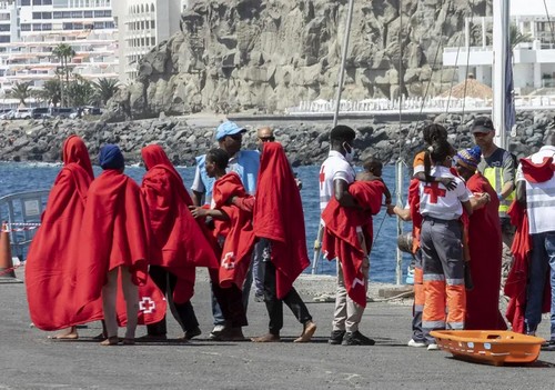Crise migratoire : l’Espagne signe des accords bilatéraux avec la Gambie et la Mauritanie 