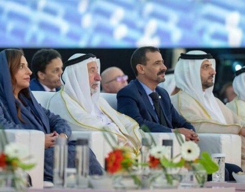 Émirats Arabes Unis : Le Ministre de la Culture participe à l’ouverture de la Foire Internationale du livre de Sharjah