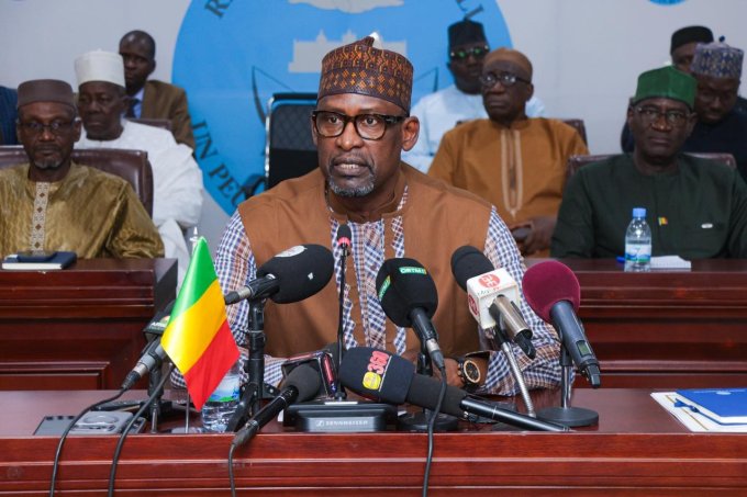 Les attaques du 25 avril visaient aussi le domicile du président Assimi Goïta, révèle Abdoulaye Diop