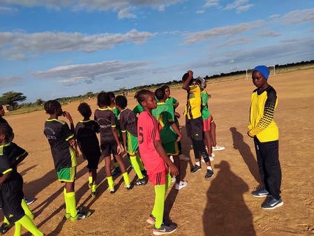 Boghé : à Dioulom,  le 1er match de football U17 féminin a eu lieu - [Photo/Reportage]