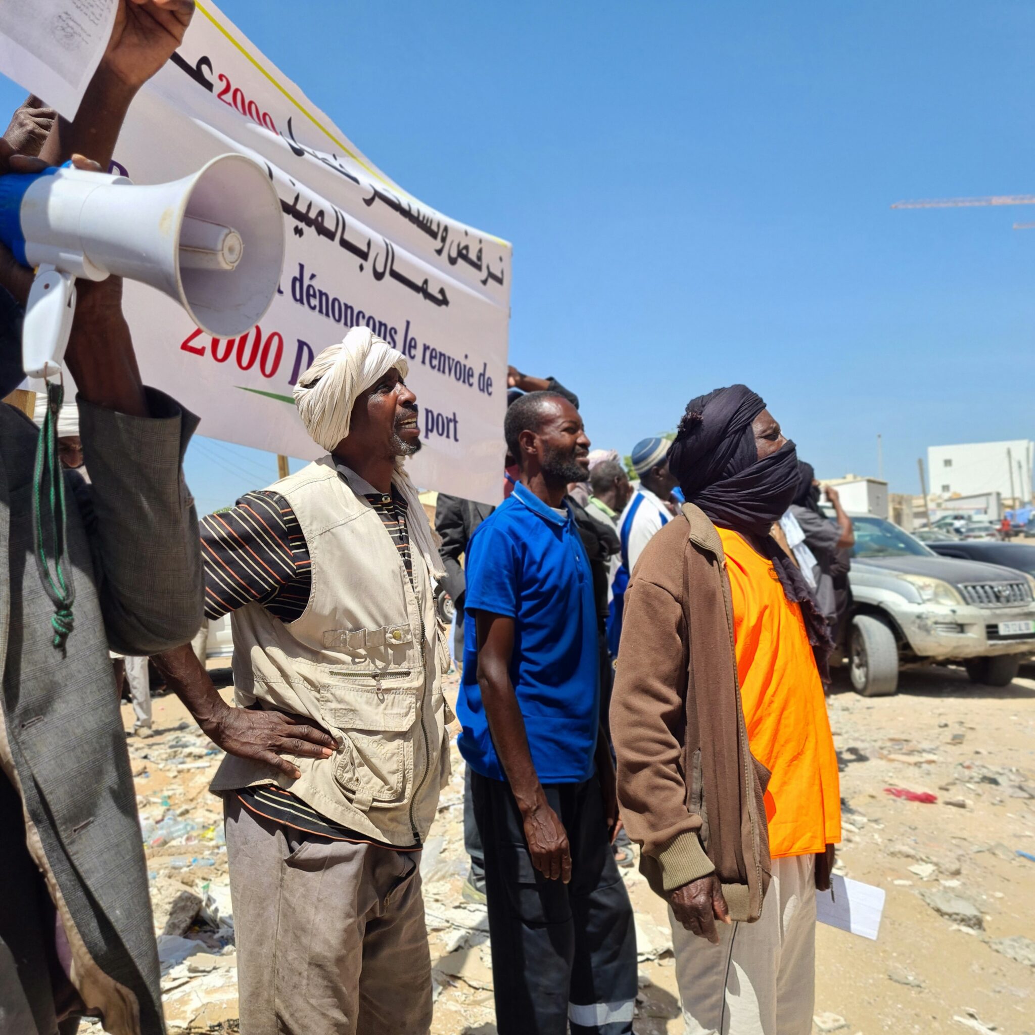 Nouakchott : des dockers manifestent contre leur licenciement