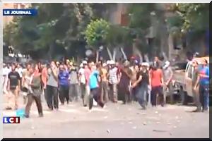 Egypte : nouvelles scènes de violences au Caire, la police use de grenades lacrymogènes - [Video]