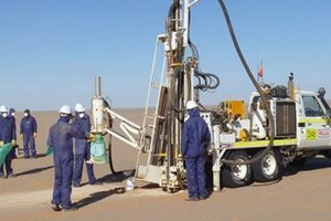 Aura Energy reçoit 10 millions de dollars pour développer un champ d’uranium à Tiris Zemmour