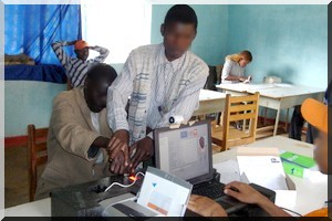 L’enrôlement continue de produire du faux