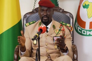 Mamady Doumbouya, président de transition : 
