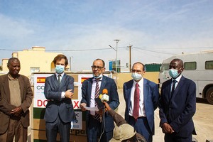 Covid-19: l'Espagne livre 144.000 doses du vaccin Johnson and Johnson à la Mauritanie