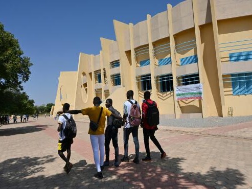 Privés de visas, les étudiants sahéliens victimes collatérales des tensions entre la France et les régimes putschistes
