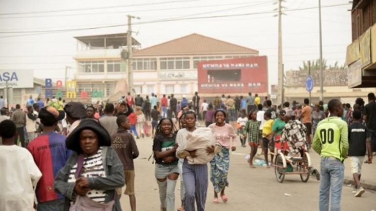 Angola : plusieurs commerces mauritaniens vandalisés lors des violentes manifestations que connait le pays