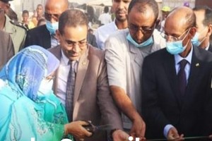 La présidente du Conseil Régional de Nouakchott inaugure un réseau d’eau potable à Tarhil 17