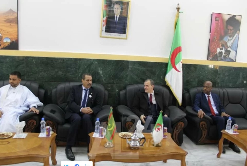 Algérie : Rezig inaugure avec son homologue mauritanien la Foire internationale El-Mouggar à Tindouf