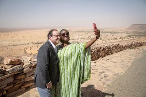 Vidéo. Entre Sahel et Sahara, Hollande en campagne dans le désert 