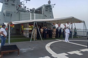 Arrivée à Nouadhibou du navire de guerre espagnol le Furor