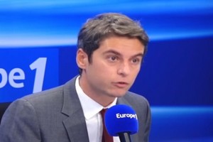 Immigration : la France réduit de 50% les visas accordés à l'Algérie et au Maroc