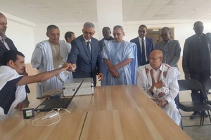 Le candidat Ould Ghazouani s’inscrit sur la liste électorale