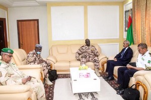 Le ministre de la défense et le chef d'État-Major rencontrent une délégation de la force conjointe du G5 Sahel