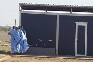 Les étudiants de la Grande Mahadra Chinguitiya à Akjoujt refusent d’étudier dans des containers 