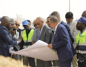 Le ministre de l’Hydraulique s'informe des travaux de raccordement à Nouakchott