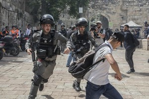 Tensions à Jérusalem : Au moins 20 morts dont neuf enfants à Gaza et 150 roquettes tirées sur Israël