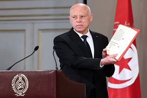 Tunisie: qui veut tuer Kaïs Saïed?