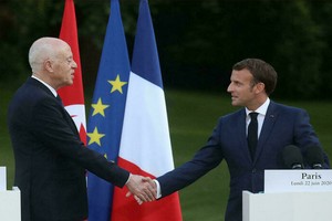 La France continue à soutenir le président tunisien Kaïs Saïed
