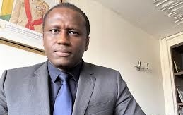 Scandale de l’or de la Guinée : le gouverneur de la Banque Centrale de Guinée déféré (Exclusif)