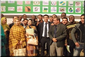 Le forum des lauréats 2012 décroche 1262 promesses de stages au Profit des diplômés chômeurs