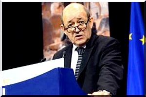 Le Drian dit avoir des «infos» sur la localisation des otages - [Vidéo]