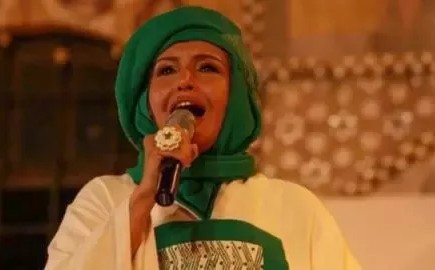 Maalouma Meidah met fin à sa carrière et lance un message aux artistes