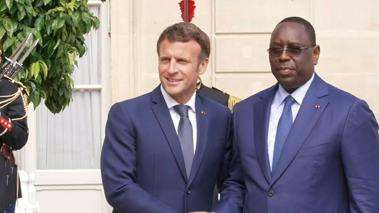 Revue de presse Afrique | À la Une : la porte de sortie de Macron à Macky Sall