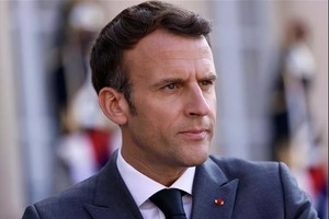 Le président Macron dans la liste des cibles potentielles du logiciel espion Pegasus
