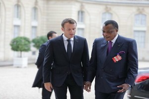 Guerre froide entre Sassou Nguesso et Macron