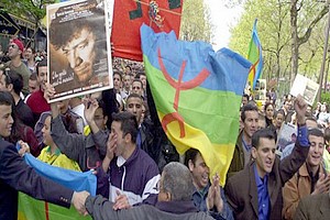 Algérie : comment un amendement du tamazight a rallumé la contestation en Kabylie 