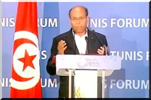Moncef Marzouki au Tunis Forum: L'indépendance de l'Afrique passe par la propriété des terres agricoles [Video]