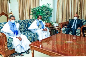 Le président Ghazouani a reçu les deux ex otages pris sur le chantier ATTM au Mali