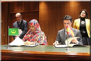 Tourisme : Signature d’un accord entre la Mauritanie et l’Espagne [PhotoReportage]