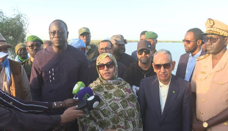 La ministre de l’environnement visite la réserve de Djoudj au Sénégal dans le cadre des manifestations sur le delta du fleuve