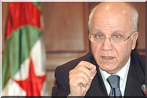 Alger dément avoir donné refuge à des chefs du groupe armé malien Ansar Eddine