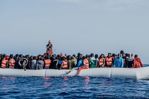 Méditerranée centrale : l’ONU exhorte l’UE et la Libye à mieux protéger les migrants