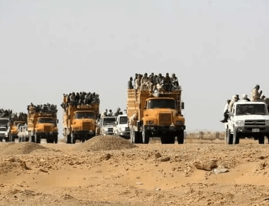 Migration illégale : le Niger disposé à accueillir 4000 migrants expulsés d’Algérie avant leur acheminement vers leurs pays d’origine 