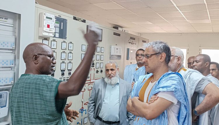 Le ministre de l’Énergie appelle à réduire les coupures et à améliorer la performance du réseau électrique