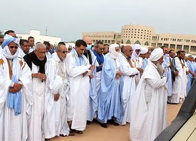 Décès de Mme Marieme Daddah : des dizaines de mauritaniens présents à la prière mortuaire 