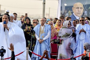 Élection du général Ghazouani en Mauritanie: quels liens avec son prédécesseur?